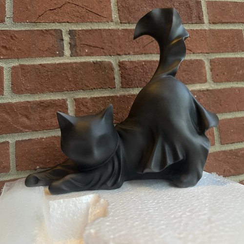 Cracker barrel halloween black - cracker,